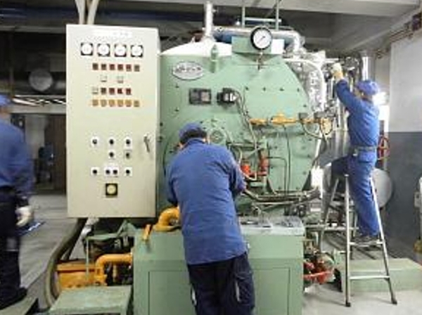 ボイラと周辺機器の性能検査中の画像(全体)